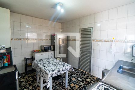 Casa à venda com 170m², 2 quartos e 2 vagas Casa à venda com 170m², 2 quartos e 2 vagasCozinha