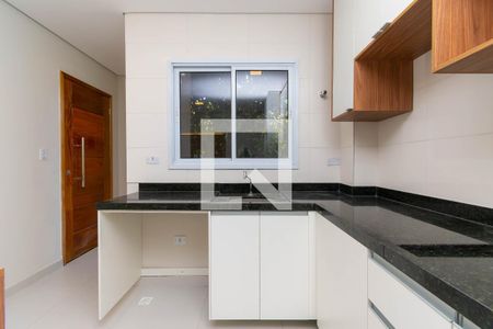 Apartamento para alugar com 45m², 2 quartos e sem vaga Apartamento para alugar com 45m², 2 quartos e sem vagaCozinha e Área de Serviço