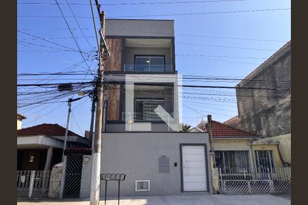 Apartamento para alugar com 45m², 2 quartos e sem vaga Apartamento para alugar com 45m², 2 quartos e sem vagaFachada