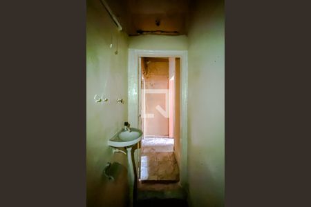 Banheiro de casa à venda com 1 quarto, 78m² em Vila Bertioga, São Paulo