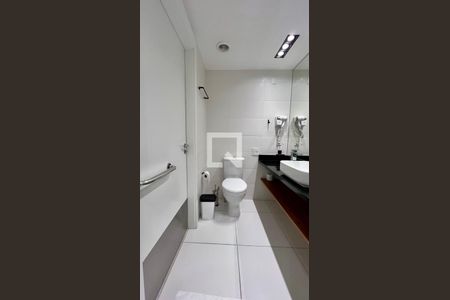 Studio para alugar com 26m², 1 quarto e sem vaga Studio para alugar com 26m², 1 quarto e sem vagaBanheiro