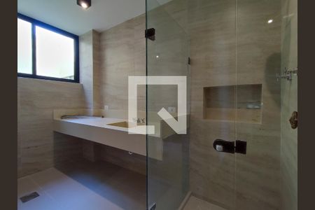 Apartamento à venda com 280m², 3 quartos e 2 vagasBanheiro da Suíte