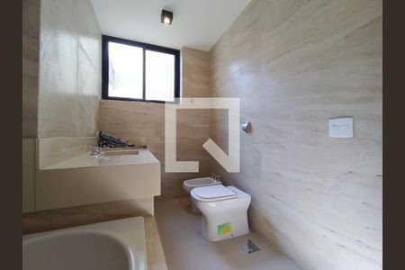 Apartamento à venda com 280m², 3 quartos e 2 vagasBanheiro social