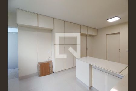 Apartamento à venda com 280m², 3 quartos e 2 vagasCozinha