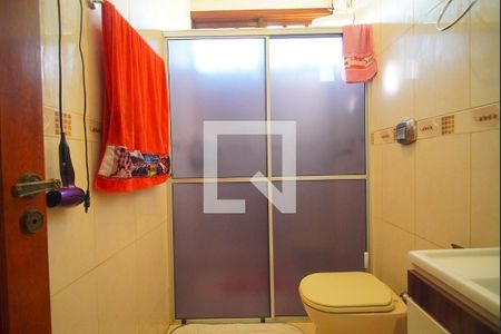 Casa à venda com 450m², 4 quartos e 3 vagas Casa à venda com 450m², 4 quartos e 3 vagasBanheiro Social