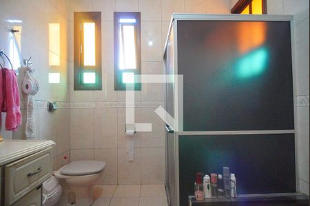 Casa à venda com 450m², 4 quartos e 3 vagas Casa à venda com 450m², 4 quartos e 3 vagasBanheiro da Suíte 2