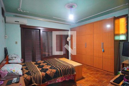 Casa à venda com 450m², 4 quartos e 3 vagas Casa à venda com 450m², 4 quartos e 3 vagasSuíte 2