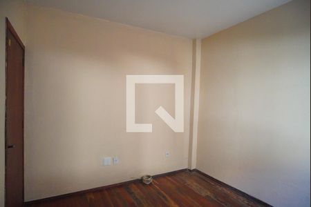 Casa à venda com 416m², 4 quartos e 2 vagas Casa à venda com 416m², 4 quartos e 2 vagasQuarto 3