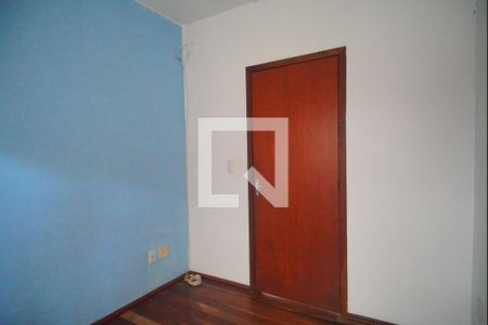 Casa à venda com 416m², 4 quartos e 2 vagas Casa à venda com 416m², 4 quartos e 2 vagasQuarto 1