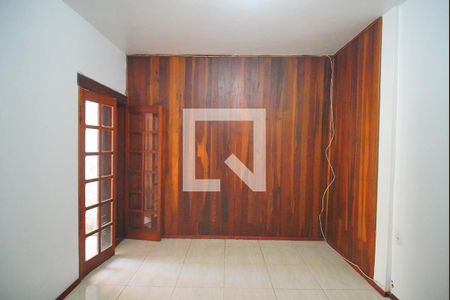 Casa à venda com 416m², 4 quartos e 2 vagas Casa à venda com 416m², 4 quartos e 2 vagasQuarto 2