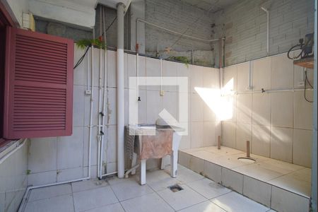 Casa à venda com 416m², 4 quartos e 2 vagas Casa à venda com 416m², 4 quartos e 2 vagasÁrea de Serviço