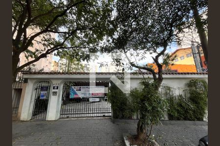 Casa à venda com 465m², 5 quartos e 6 vagasFachada