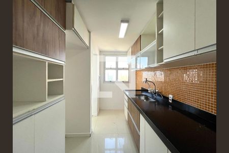 Apartamento à venda com 75m², 3 quartos e 1 vagaCozinha 