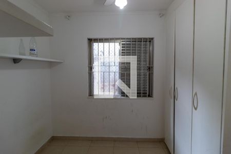 Casa para alugar com 200m², 3 quartos e 2 vagas Casa para alugar com 200m², 3 quartos e 2 vagasQuarto 2