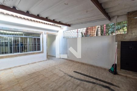Casa para alugar com 200m², 3 quartos e 2 vagas Casa para alugar com 200m², 3 quartos e 2 vagasgaragem