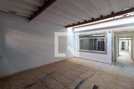 Casa para alugar com 200m², 3 quartos e 2 vagas Casa para alugar com 200m², 3 quartos e 2 vagasgaragem