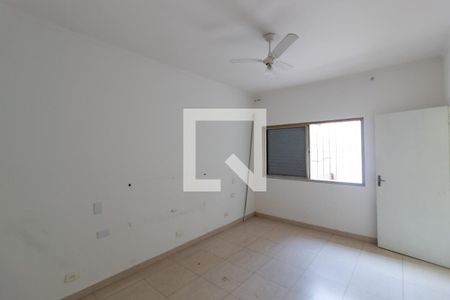 Casa para alugar com 200m², 3 quartos e 2 vagas Casa para alugar com 200m², 3 quartos e 2 vagasQuarto 1