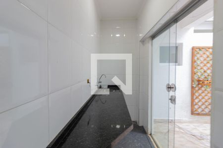 Casa para alugar com 200m², 3 quartos e 2 vagas Casa para alugar com 200m², 3 quartos e 2 vagasCozinha