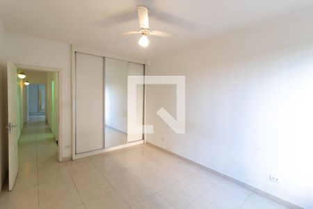 Casa para alugar com 200m², 3 quartos e 2 vagas Casa para alugar com 200m², 3 quartos e 2 vagasQuarto 3