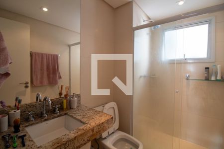 Apartamento à venda com 161m², 3 quartos e 3 vagasBanheiro da Suíte 2