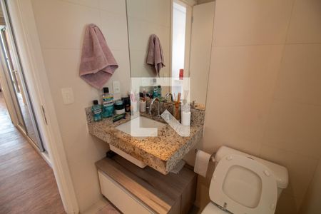 Apartamento à venda com 161m², 3 quartos e 3 vagasBanheiro da Suíte 2