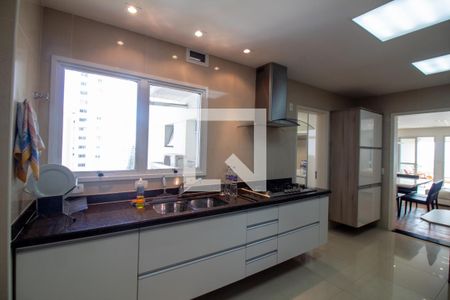 Apartamento à venda com 161m², 3 quartos e 3 vagasCozinha