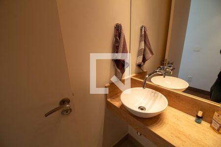 Apartamento à venda com 161m², 3 quartos e 3 vagasLavabo