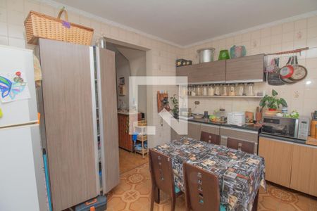 Casa à venda com 240m², 4 quartos e 2 vagas Casa à venda com 240m², 4 quartos e 2 vagasEdicula