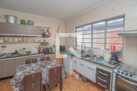 Casa à venda com 240m², 4 quartos e 2 vagas Casa à venda com 240m², 4 quartos e 2 vagasEdicula