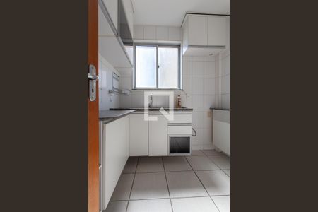Apartamento para alugar com 55m², 2 quartos e 1 vaga Apartamento para alugar com 55m², 2 quartos e 1 vagaCozinha
