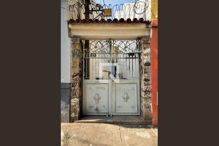 Casa para alugar com 190m², 4 quartos e 1 vagaFachada