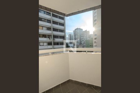Sacada Sala de apartamento para alugar com 1 quarto, 74m² em Consolação, São Paulo
