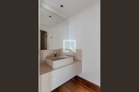 Apartamento à venda com 541m², 4 quartos e 6 vagas Apartamento à venda com 541m², 4 quartos e 6 vagasLavabo