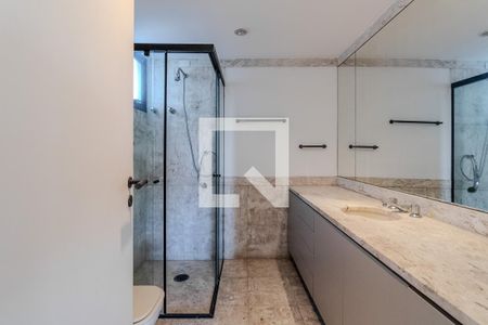 Apartamento à venda com 541m², 4 quartos e 6 vagas Apartamento à venda com 541m², 4 quartos e 6 vagasBanheiro Quarto 2