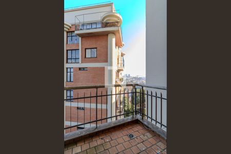 Apartamento à venda com 541m², 4 quartos e 6 vagas Apartamento à venda com 541m², 4 quartos e 6 vagasVaranda