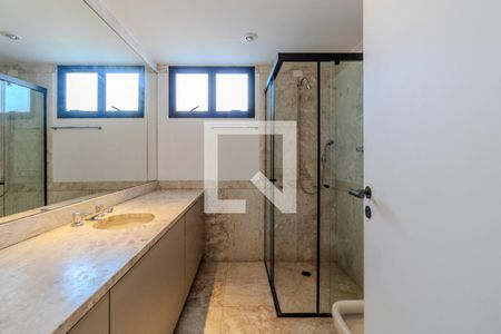 Apartamento à venda com 541m², 4 quartos e 6 vagas Apartamento à venda com 541m², 4 quartos e 6 vagasBanheiro Quarto 3