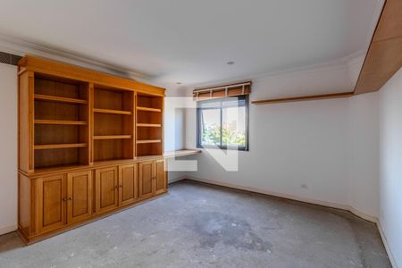 Apartamento à venda com 541m², 4 quartos e 6 vagas Apartamento à venda com 541m², 4 quartos e 6 vagasQuarto 2