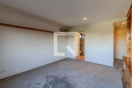 Apartamento à venda com 541m², 4 quartos e 6 vagas Apartamento à venda com 541m², 4 quartos e 6 vagasQuarto 2