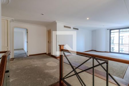 Apartamento à venda com 541m², 4 quartos e 6 vagas Apartamento à venda com 541m², 4 quartos e 6 vagasSala 2