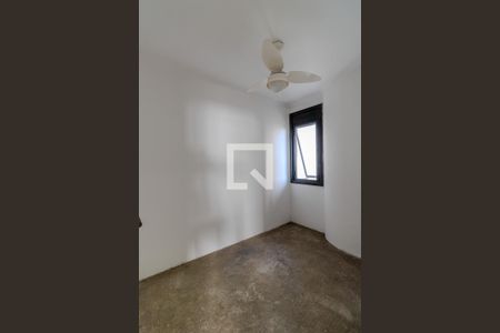 Apartamento à venda com 541m², 4 quartos e 6 vagas Apartamento à venda com 541m², 4 quartos e 6 vagasQuarto de Serviço