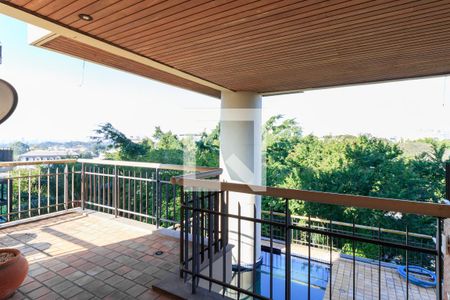 Apartamento à venda com 541m², 4 quartos e 6 vagas Apartamento à venda com 541m², 4 quartos e 6 vagasVaranda Quarto 4