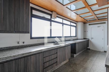 Apartamento à venda com 541m², 4 quartos e 6 vagas Apartamento à venda com 541m², 4 quartos e 6 vagasCozinha