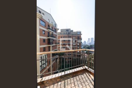 Apartamento à venda com 541m², 4 quartos e 6 vagas Apartamento à venda com 541m², 4 quartos e 6 vagasVaranda Quarto