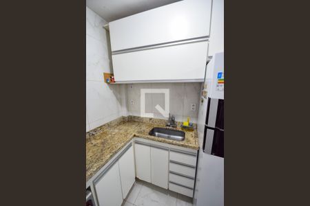 Apartamento à venda com 58m², 2 quartos e 1 vagaCozinha