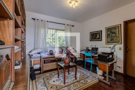 Casa para alugar com 250m², 3 quartos e 4 vagas Casa para alugar com 250m², 3 quartos e 4 vagasEscritório