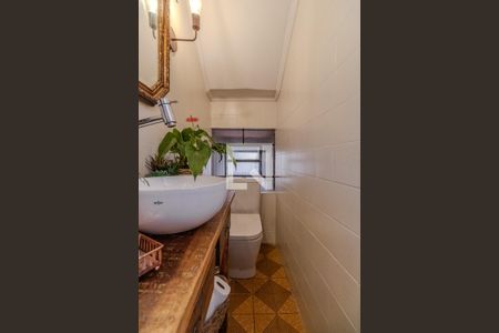 Casa para alugar com 250m², 3 quartos e 4 vagas Casa para alugar com 250m², 3 quartos e 4 vagasLavabo