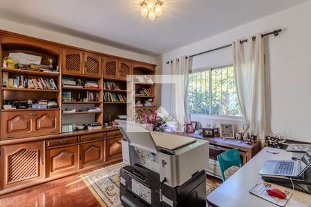 Casa para alugar com 250m², 3 quartos e 4 vagas Casa para alugar com 250m², 3 quartos e 4 vagasEscritório