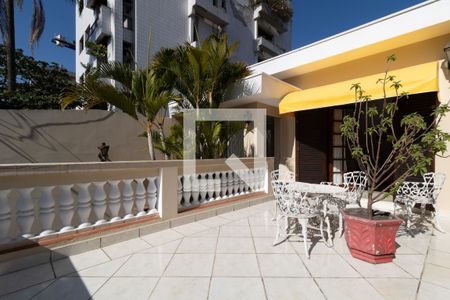 Casa à venda com 420m², 3 quartos e 1 vagaVaranda