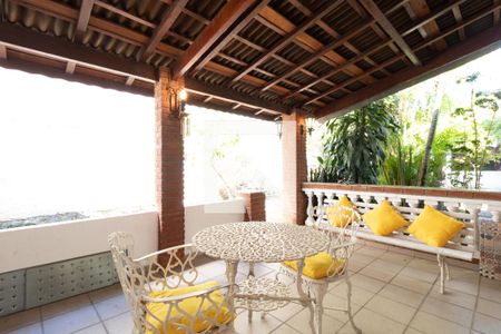 Casa à venda com 420m², 3 quartos e 1 vagaChurrasqueira