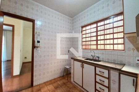 Casa à venda com 169m², 2 quartos e 3 vagasCozinha